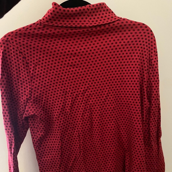 Red turtle neck - Picture 2 of 2